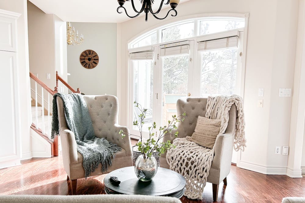 Photo of Livingroom in Larkspur