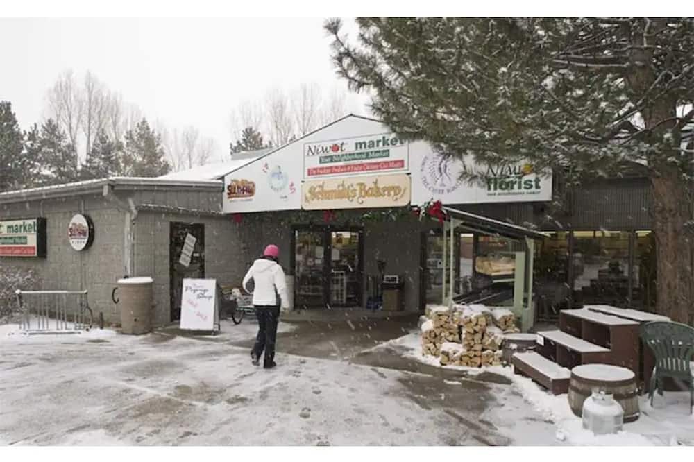 Photo of Others in Niwot