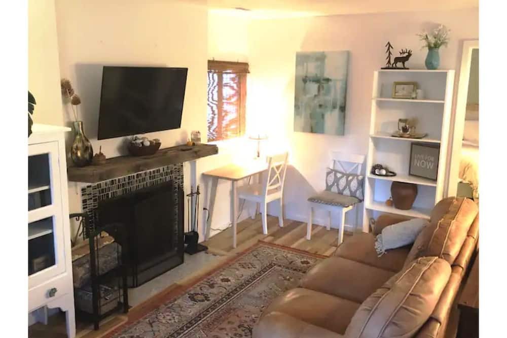 Photo of Livingroom in Niwot