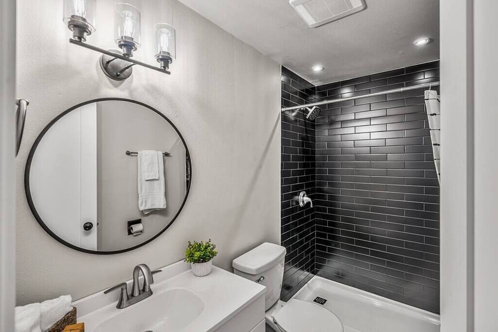 Photo of Bathroom in Northgate