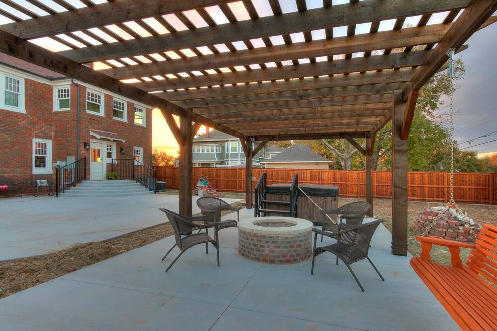 Photo of Outdoor in Guthrie