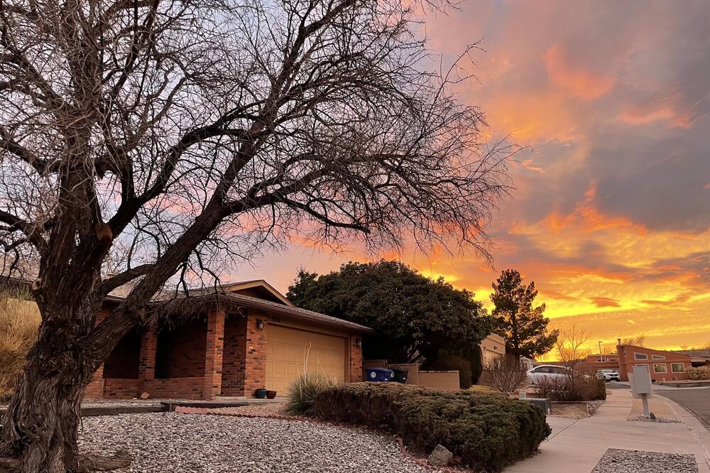 Photo of Outdoor in Taylor Ranch