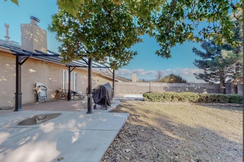 Photo of Outdoor in Taylor Ranch
