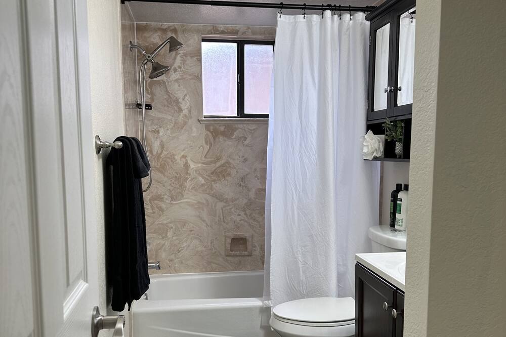 Photo of Bathroom in Taylor Ranch