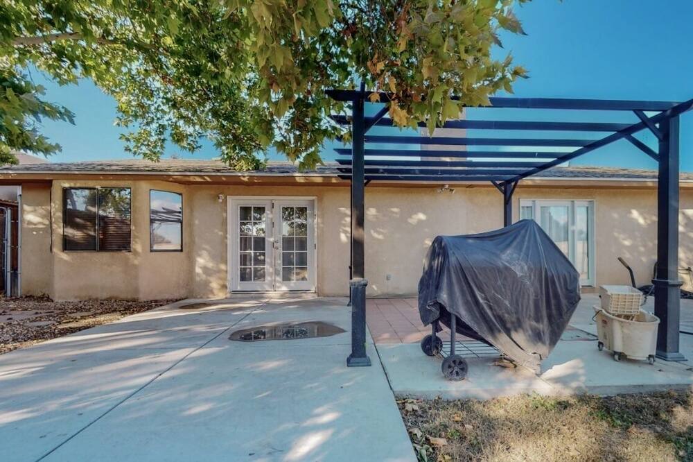 Photo of Outdoor in Taylor Ranch