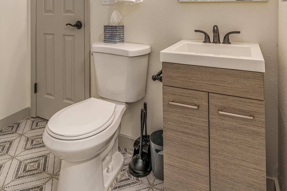 Photo of Bathroom in Doubleheader