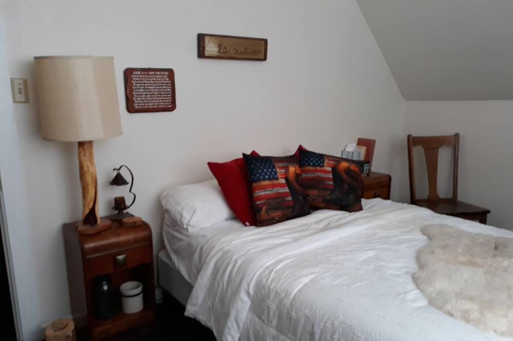 Photo of Bedroom in Midvale