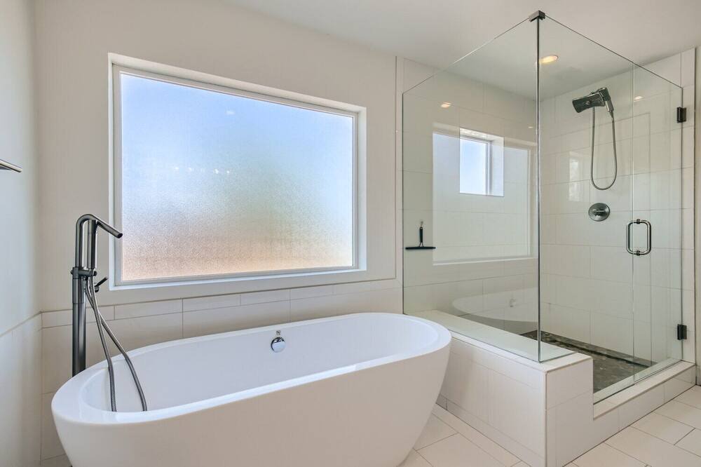 Photo of Bathroom in Sloan Lake