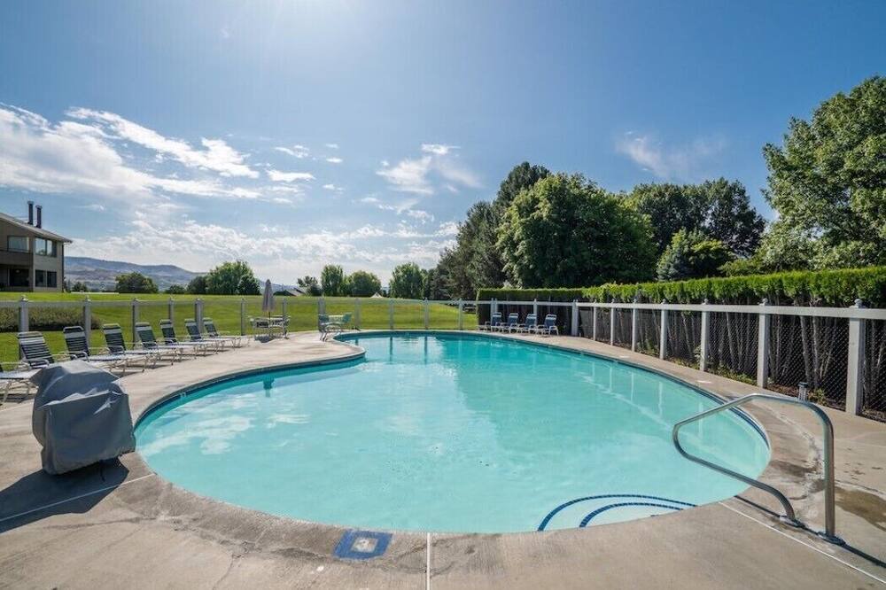 Photo of Outdoor in Wapato Point