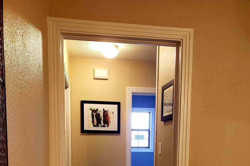 Photo of Bathroom in Portales