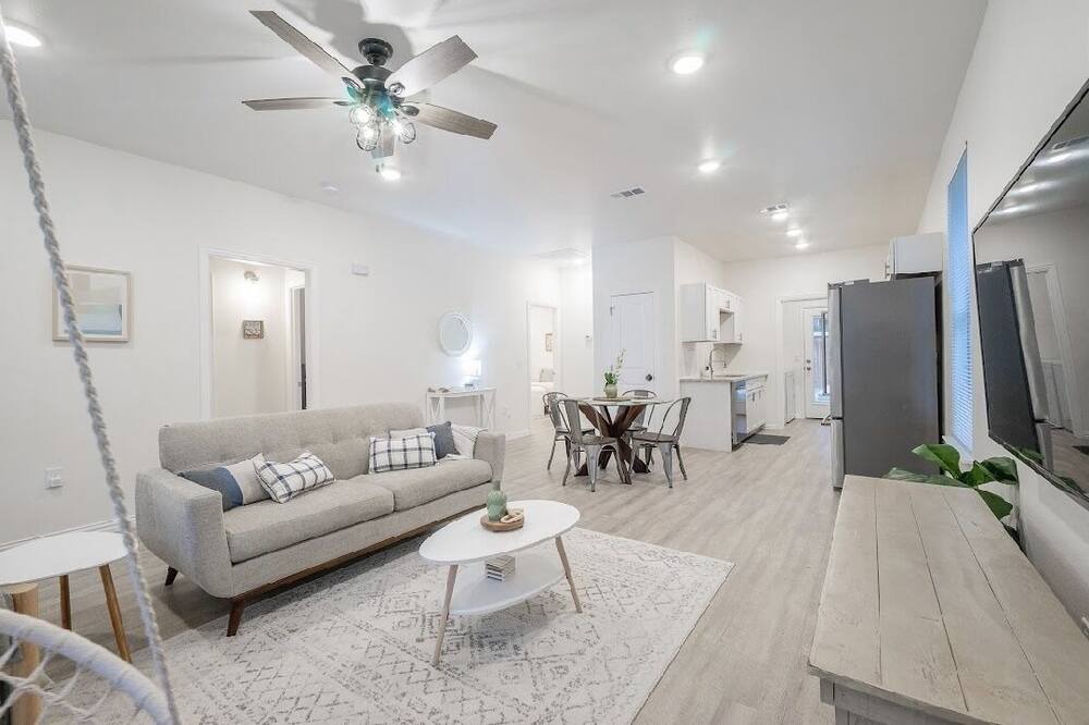 Photo of Bedroom in Carolyn Estates