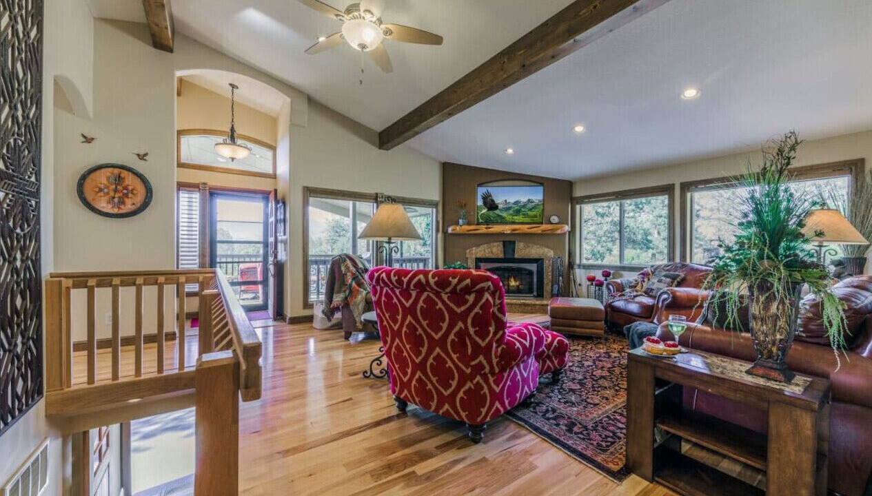 Photo of Livingroom in Ruidoso