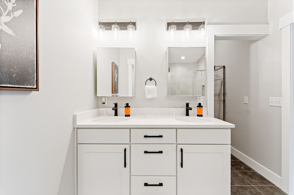 Photo of Bathroom in Orondo