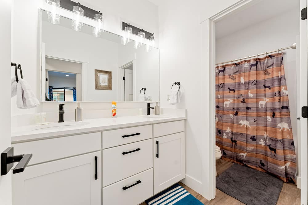Photo of Bathroom in Orondo