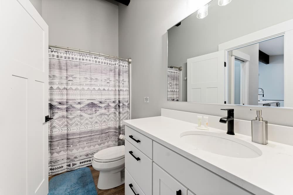 Photo of Bathroom in Orondo