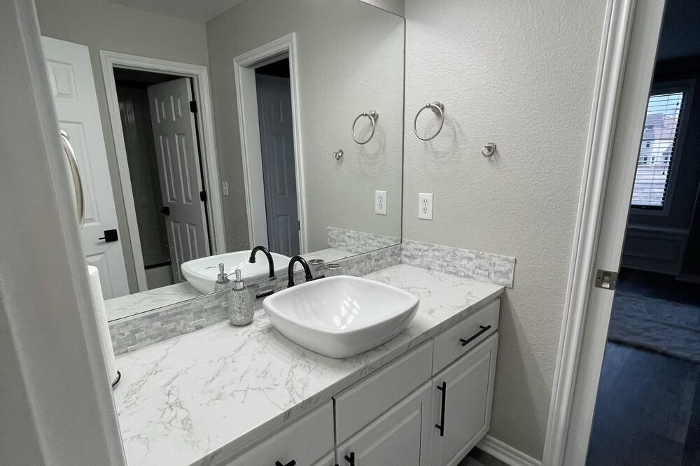 Photo of Bathroom in Parker