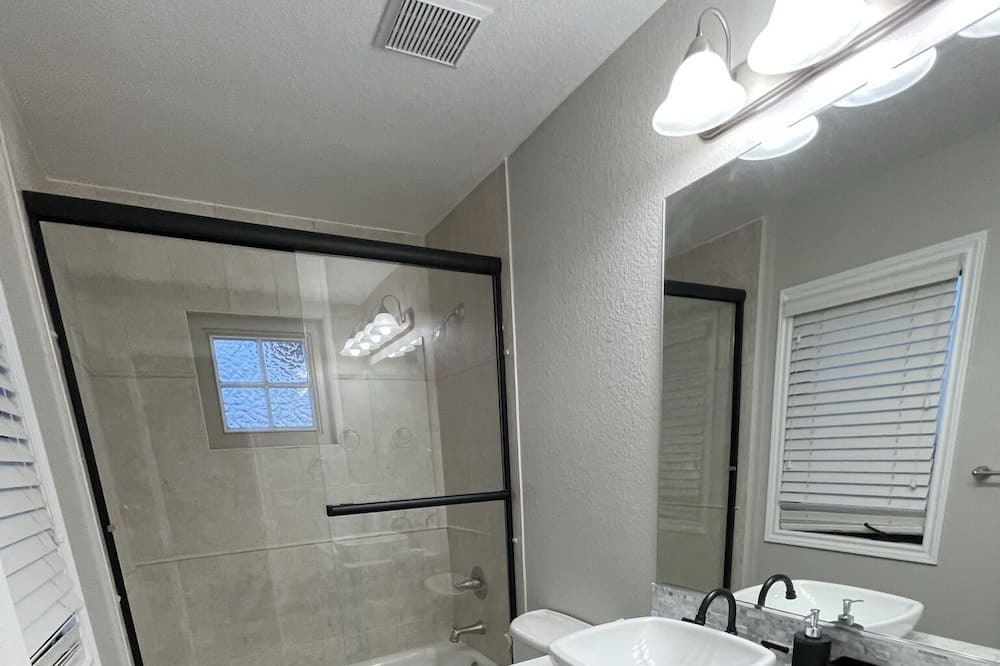 Photo of Bathroom in Parker