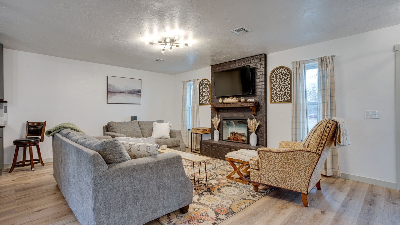 Photo of Livingroom in Chandler