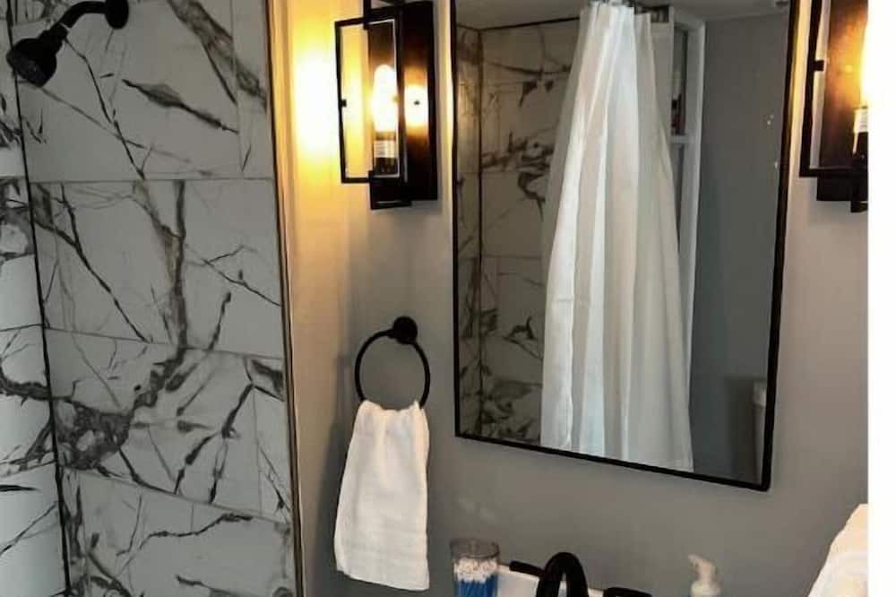 Photo of Bathroom in Northeast Kansas City