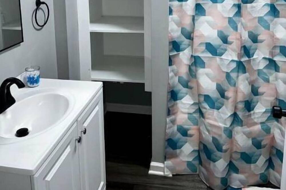 Photo of Bathroom in Northeast Kansas City