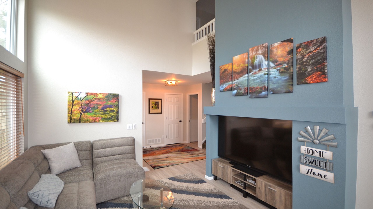 Photo of Livingroom in Northglenn
