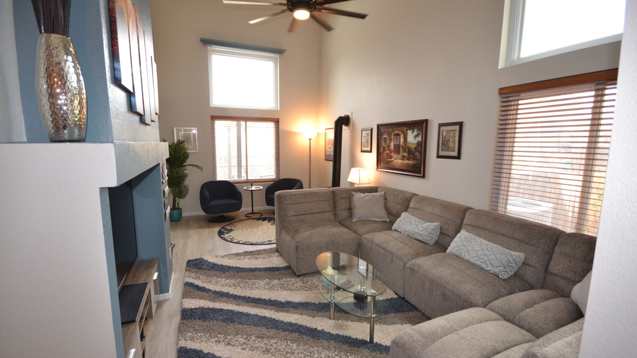 Photo of Livingroom in Northglenn