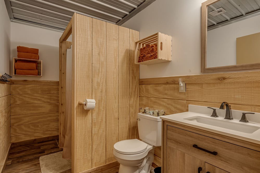 Photo of Bathroom in Hughes County