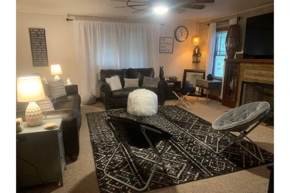 Photo of Livingroom in Chandler