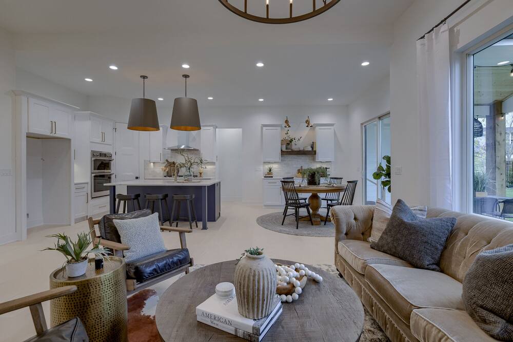 Photo of Livingroom in Elkhorn