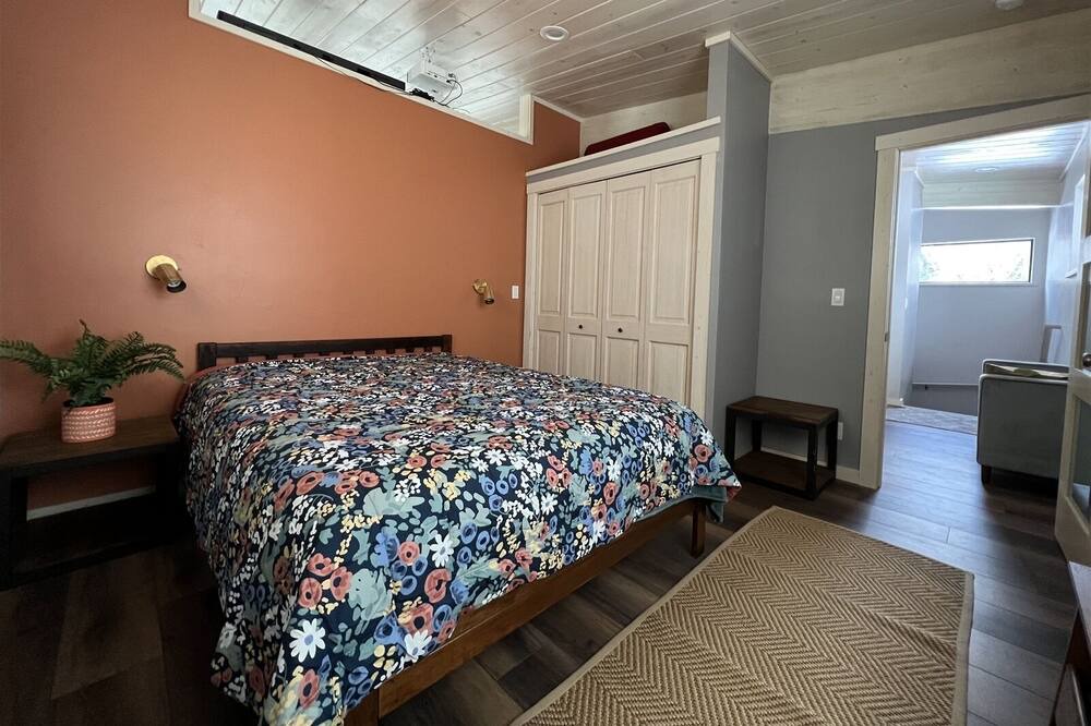Photo of Bedroom in Winthrop