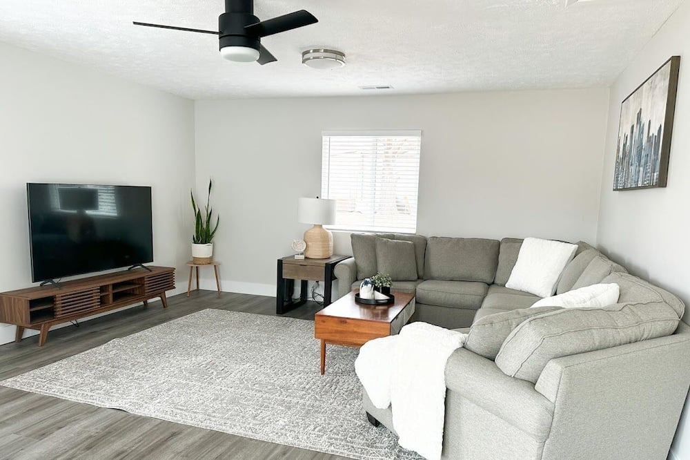 Photo of Livingroom in Lincoln