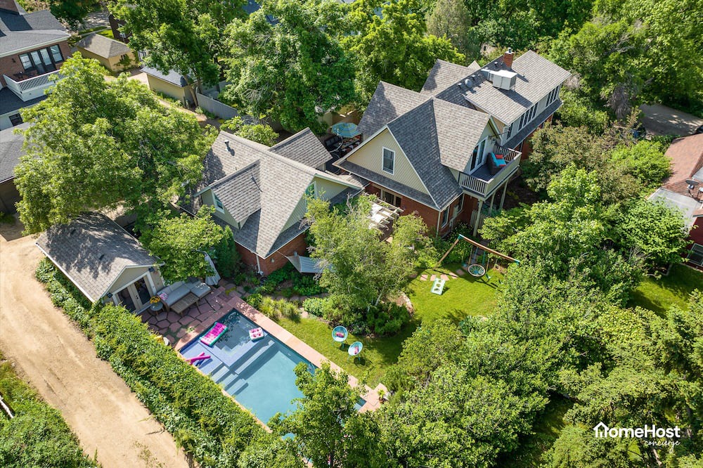 Photo of Outdoor in Mapleton Hill