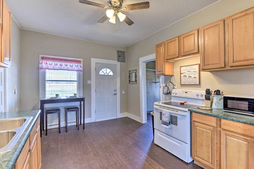 Photo of Kitchen in Electra