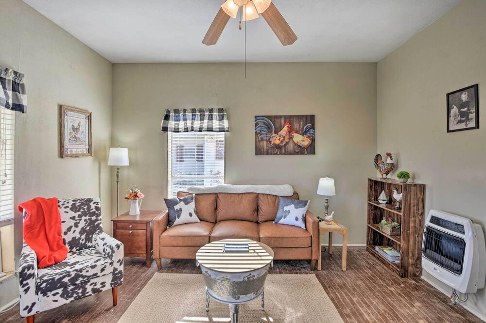 Photo of Livingroom in Electra