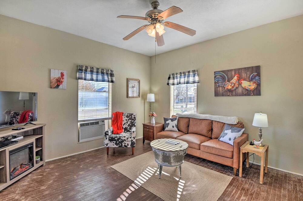 Photo of Livingroom in Electra