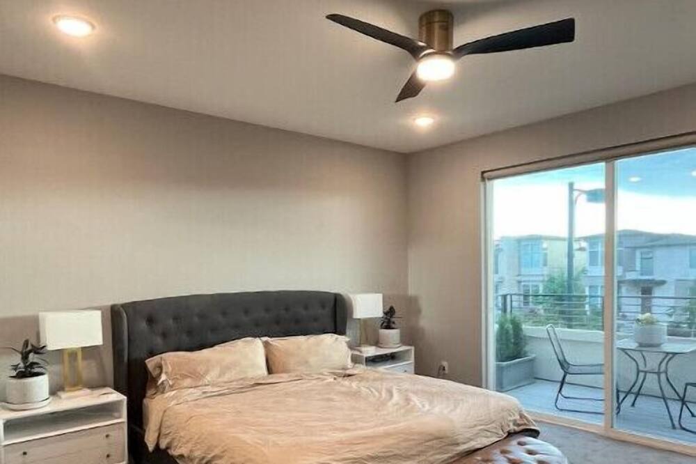 Photo of Bedroom in Dupont