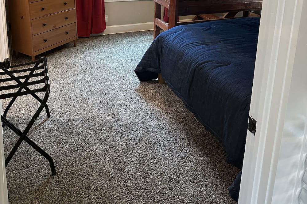 Photo of Bedroom in Lake Worth