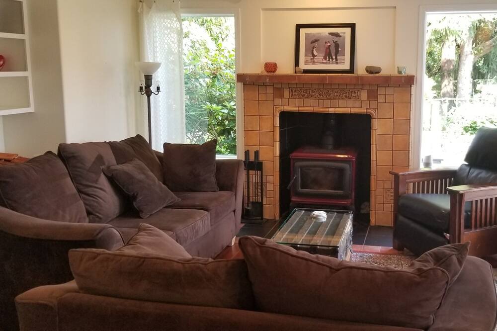 Photo of Livingroom in Vashon Island
