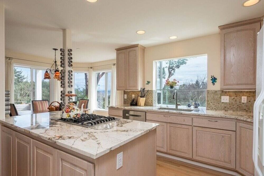 Photo of Kitchen in Vashon Island