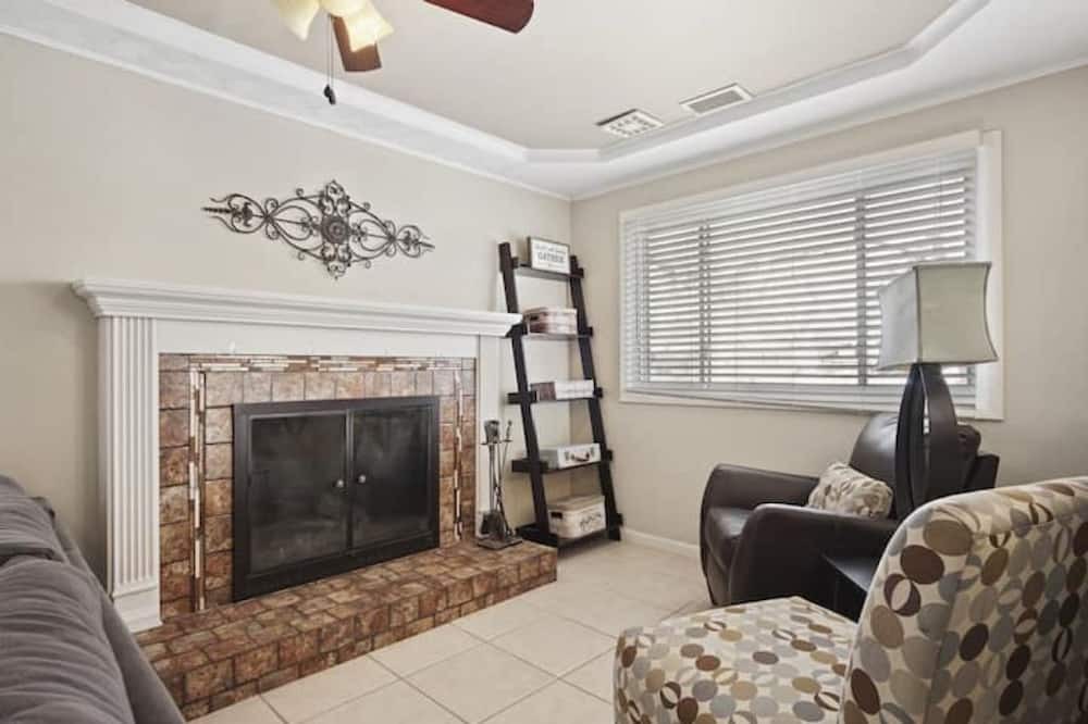Photo of Livingroom in Wheat Ridge