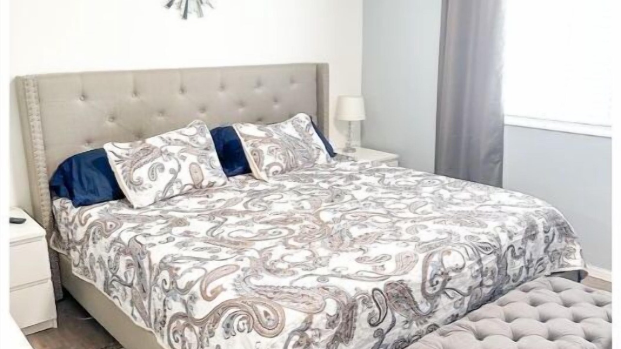 Photo of Bedroom in Lincoln