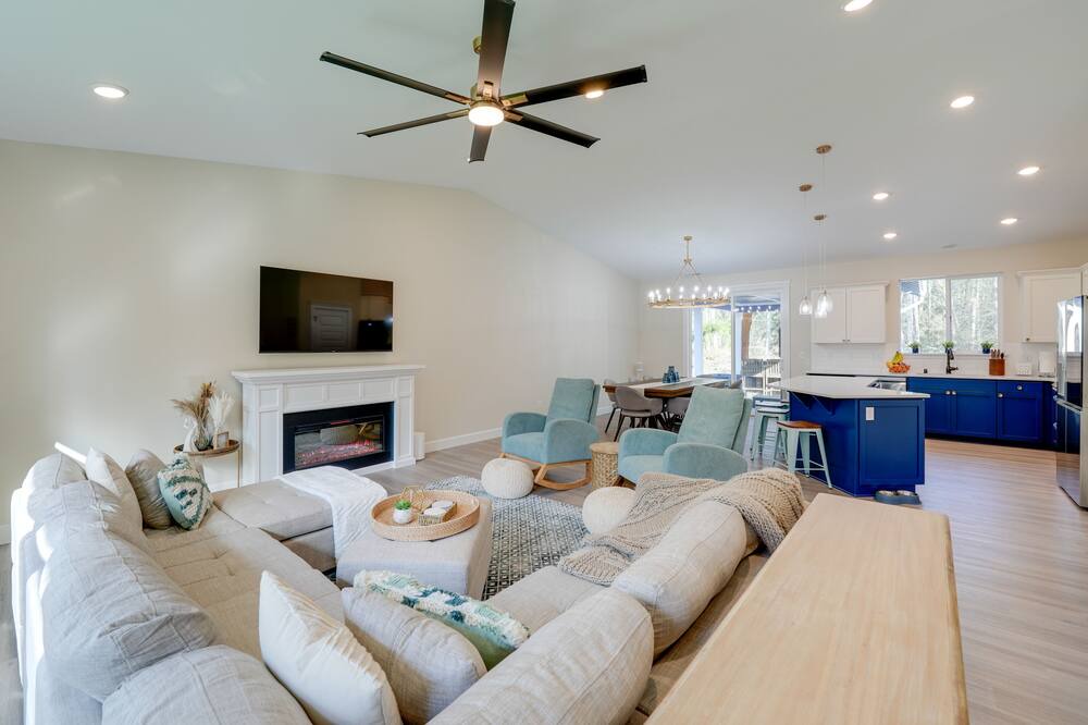 Photo of Livingroom in Clinton