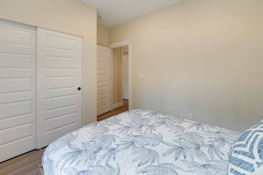 Photo of Bedroom in Clinton