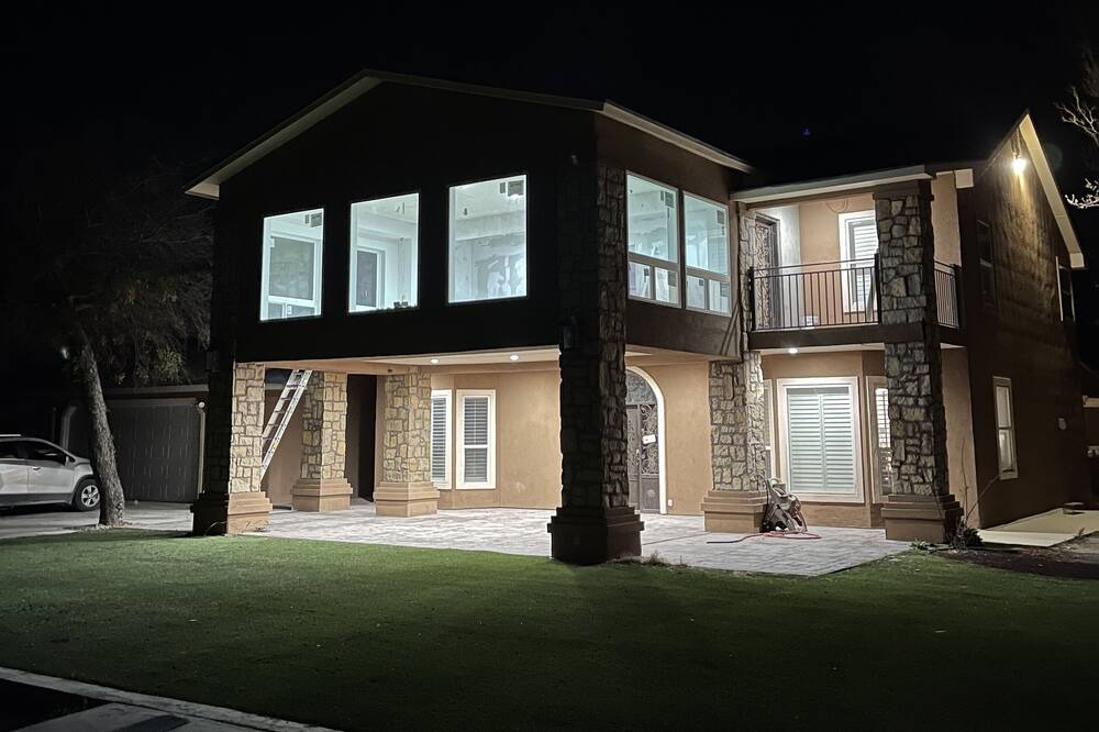 Photo of Outdoor in Lake Bridgeport