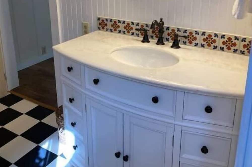 Photo of Bathroom in Trinidad