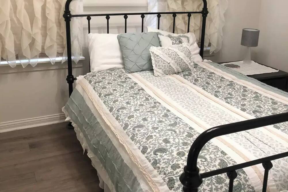Photo of Bedroom in Atchison