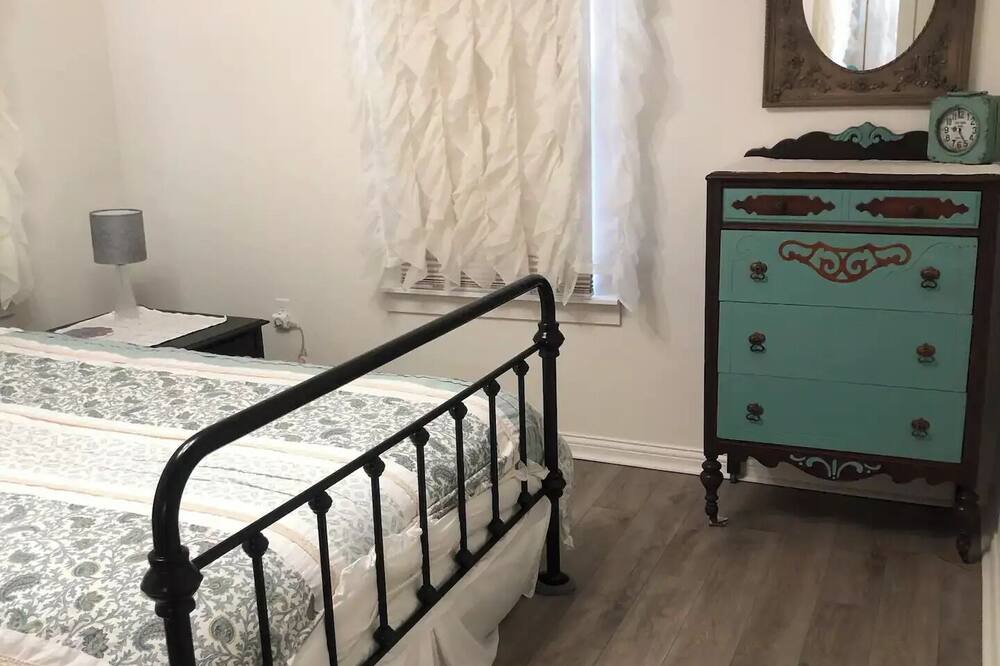 Photo of Bedroom in Atchison