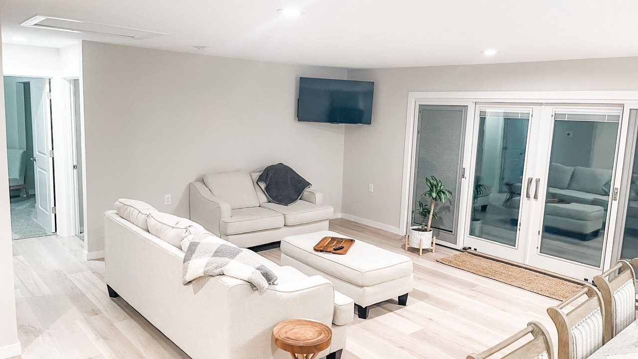 Photo of Livingroom in Whitetail
