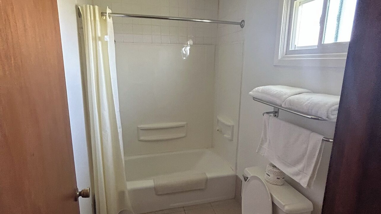 Photo of Bathroom in Chariton