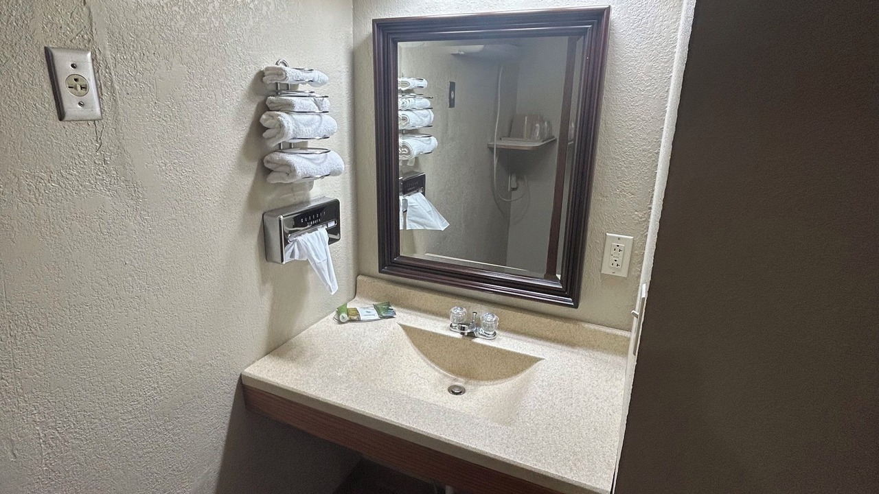Photo of Bedroom in Chariton